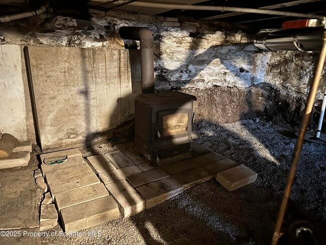 Building Photo - 1108 N Abington Rd