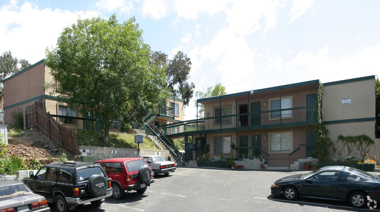 Building Photo - Lemona Avenue Apartments
