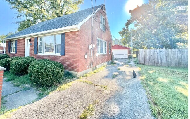 Foto del edificio - 6703 Manslick Rd