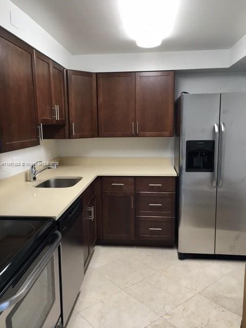 Building Photo - 20505 E Country Club Dr
