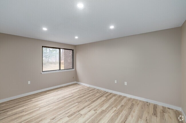 2 habitaciones, 2 baños - 1277 pies cuadrados - Segunda habitación - Avon Place