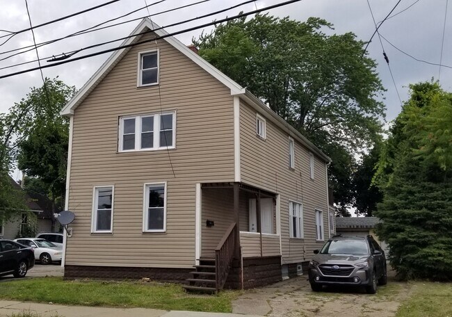 Foto del edificio - 4710 Storer Ave