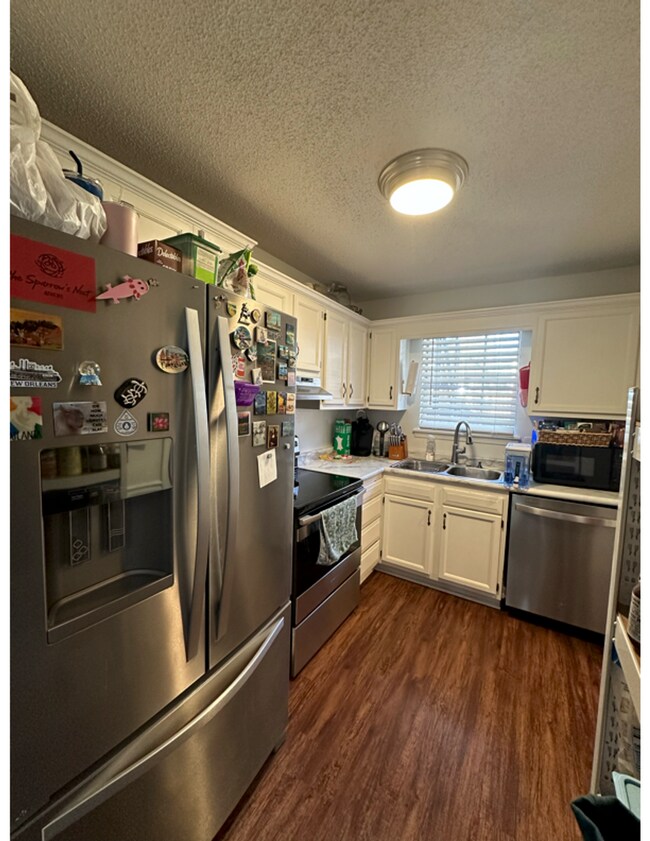 Foto del edificio - 2 bedroom condo across from UGA's Health and Science campus pre lease