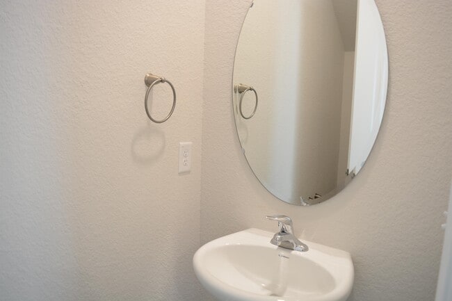 Foto del edificio - 258 Yorktown Ln