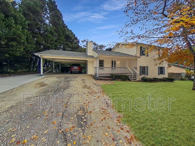 Foto principal - 2741 Tybee Dr NE