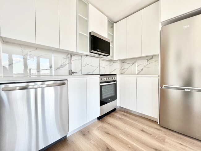 Building Photo - 1460 Flatbush Ave
