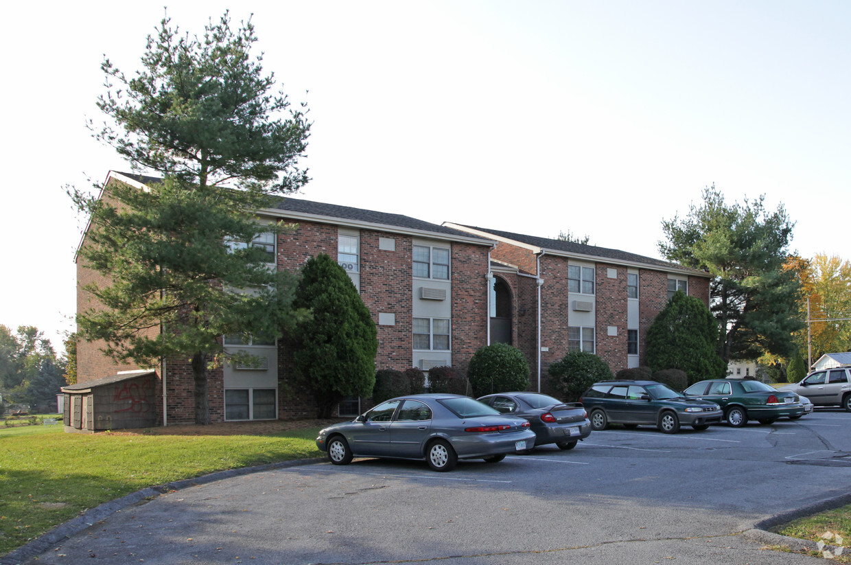 Primary Photo - 7792 Church St