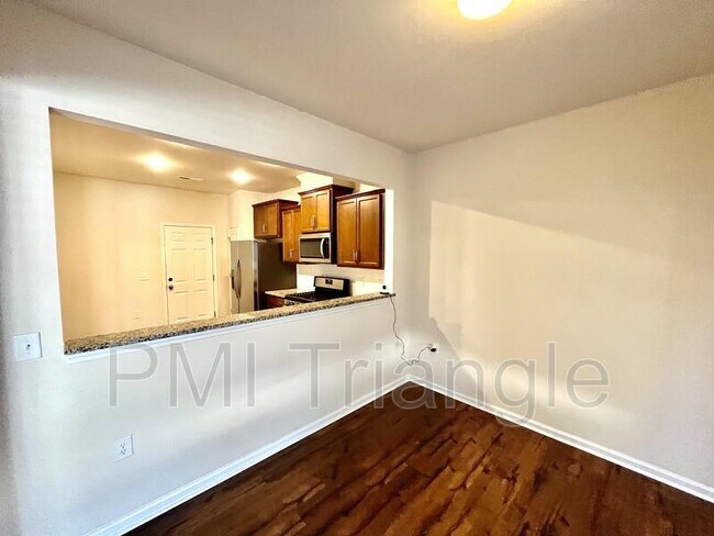 Foto del edificio - 1007 Ambrosia Dr