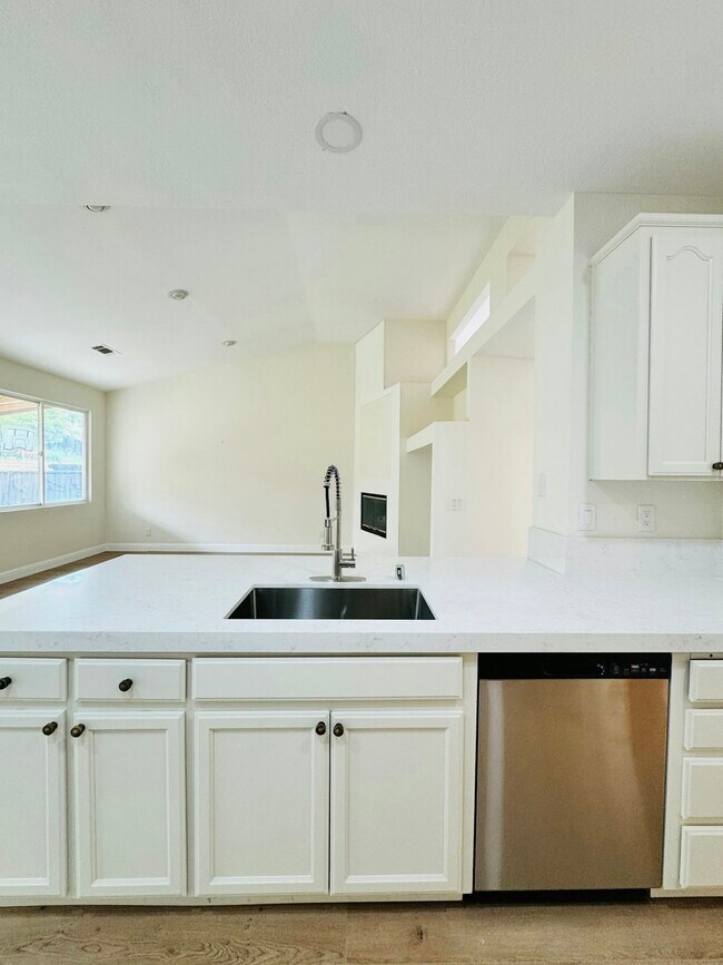 Building Photo - 5368 Rockrose Way