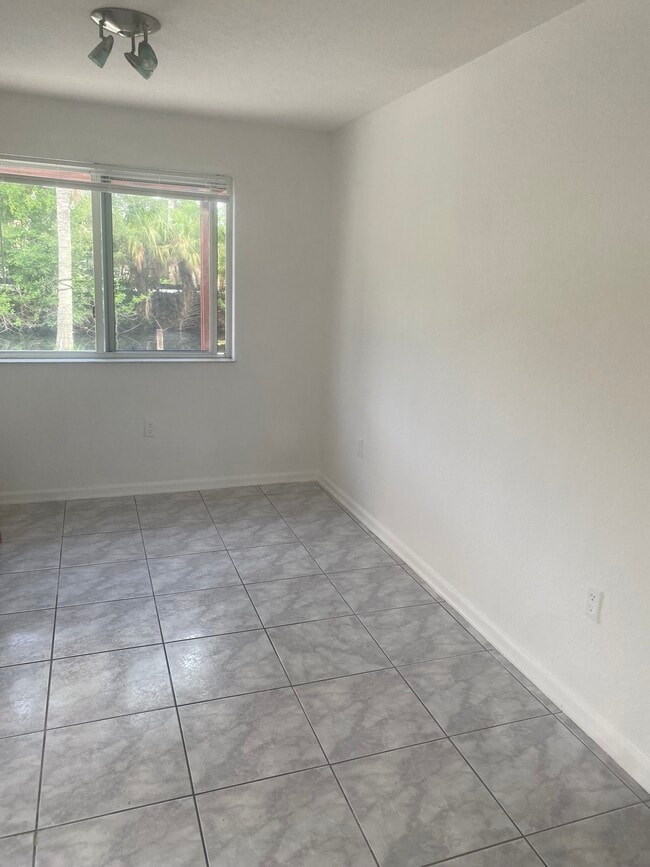 Building Photo - 9958 NW 18th St
