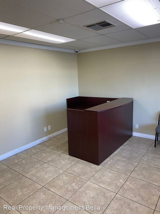 Building Photo - 6 br, 2 bath House - 340 N San Jacinto