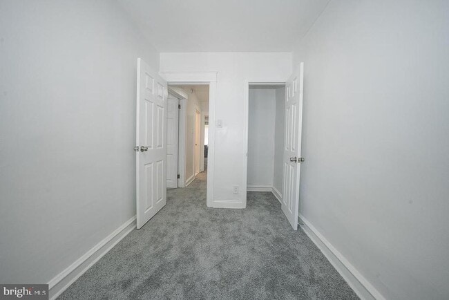 Foto del edificio - 426 Hampden Rd