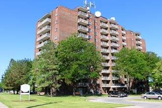 Building Photo - Chatham Towers