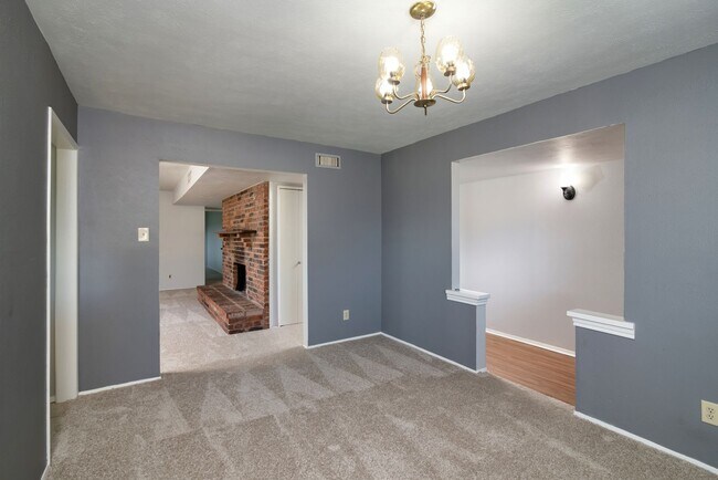 Building Photo - 3 Bedroom on Cul da Sac