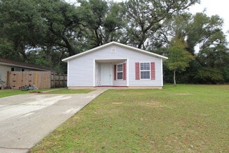 Building Photo - 3740 Frontera Cir