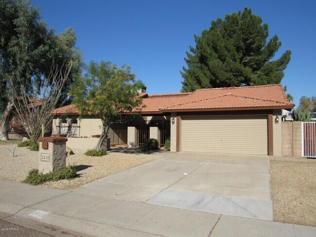 Foto del edificio - Fantastic 3 Bedroom/2 Bath Single Level Home & NO HOA!  Schedule a Showing Today!