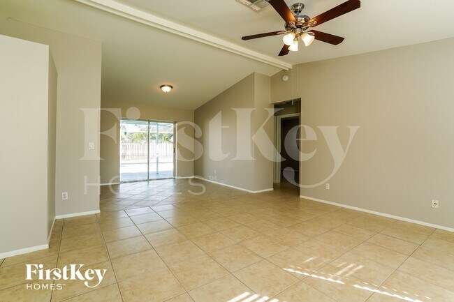 Foto del edificio - 143 SE 20th St