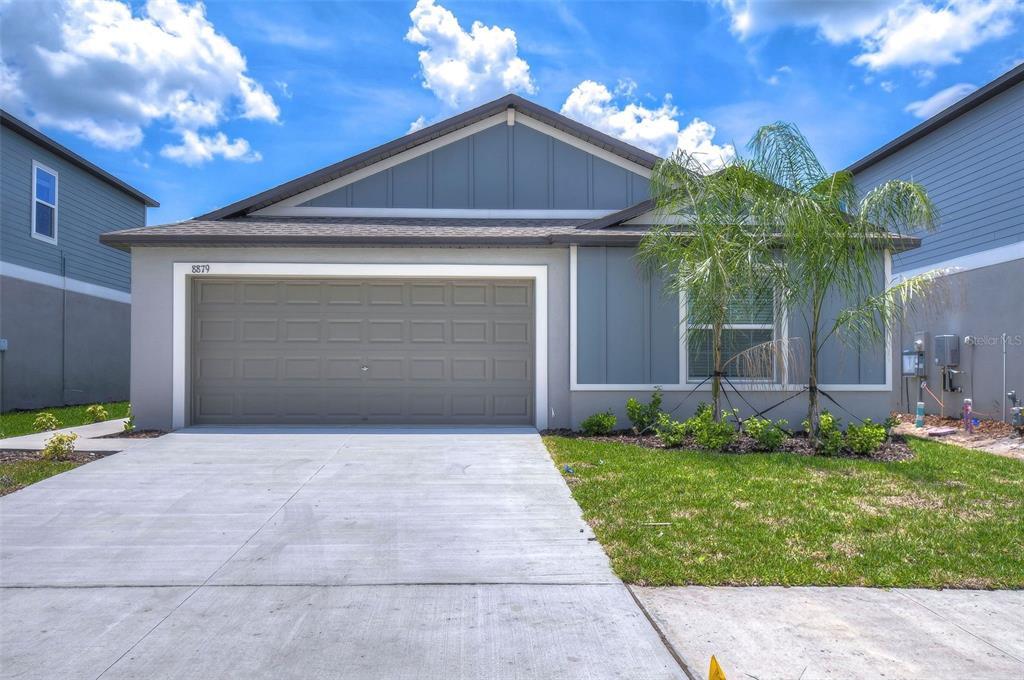 Foto principal - 8879 Little Bluestem Dr