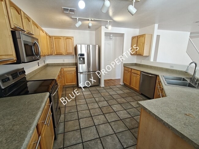 Building Photo - 3421 N Green Gulch Ct