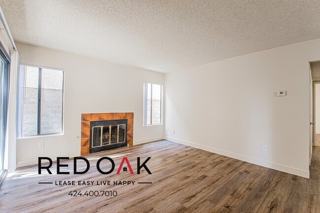 Foto del edificio - 2680 E Highland Ave
