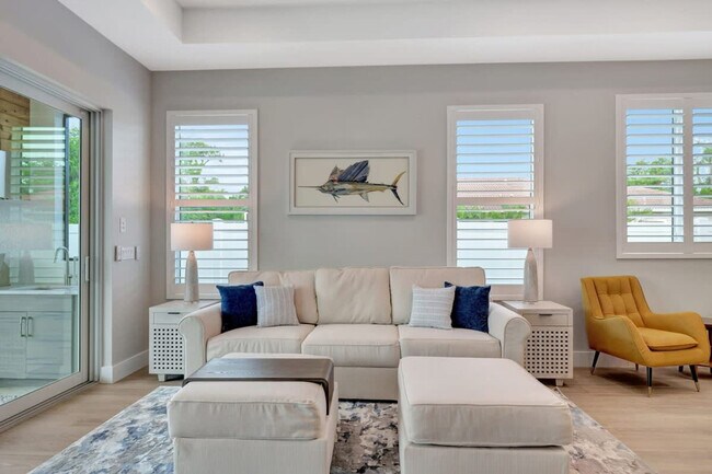 Foto del edificio - 846 95th Ave N