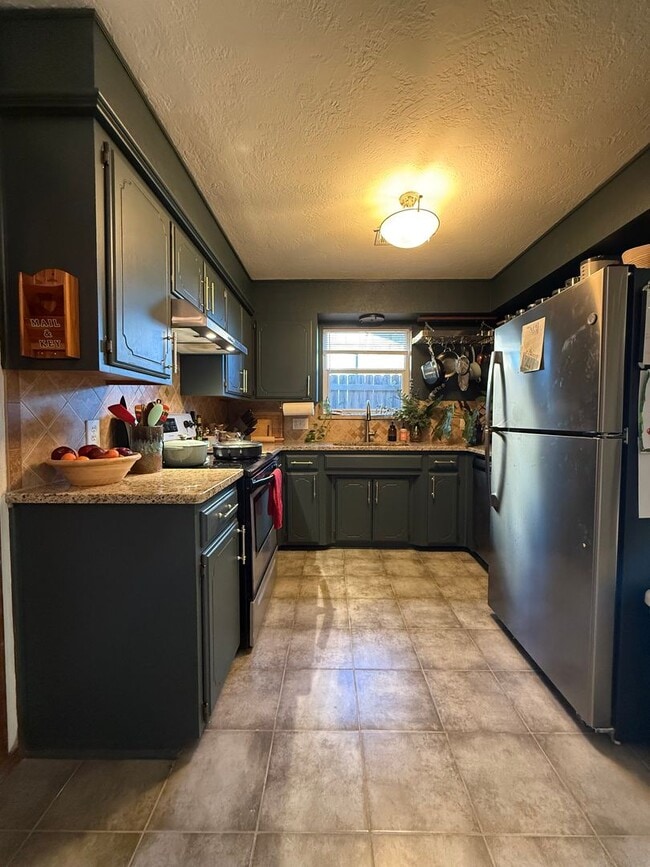 Foto del edificio - Updated home