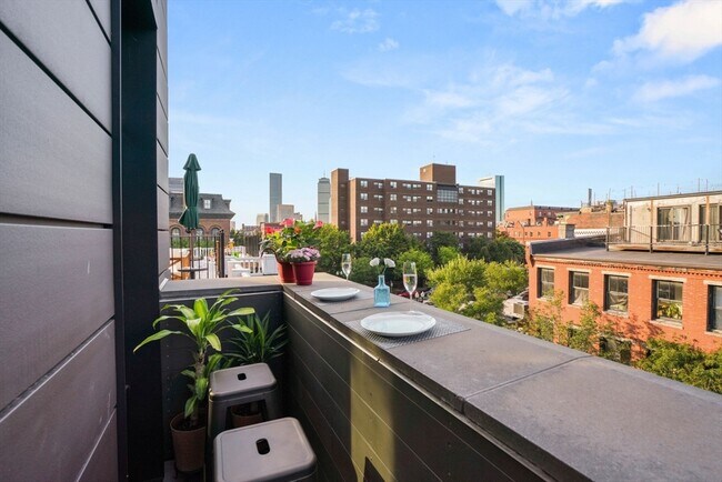 Foto del edificio - 7 E Springfield St