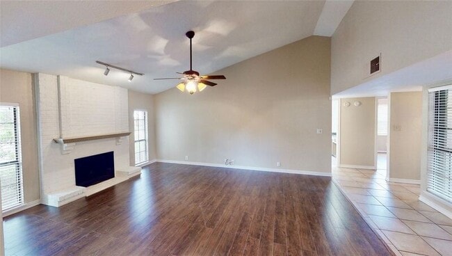 Building Photo - 1124 Kesser Dr