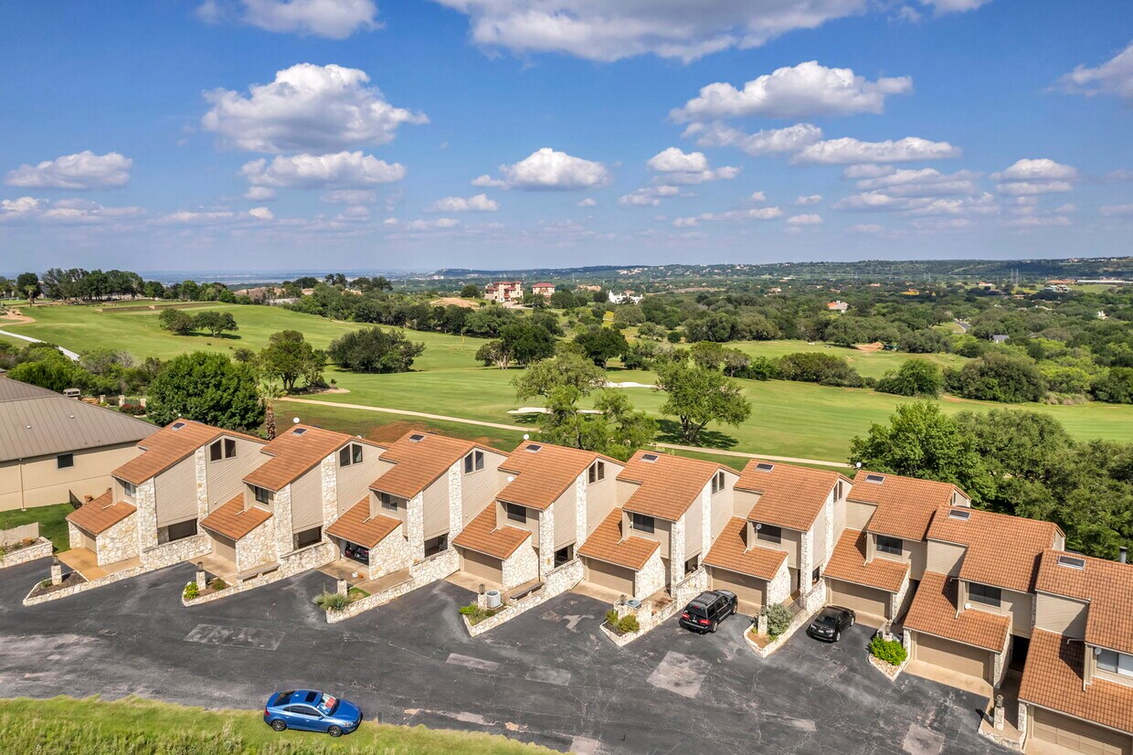 109 Sunshine, Horseshoe Bay, TX 78657 Townhome Rentals in Horseshoe