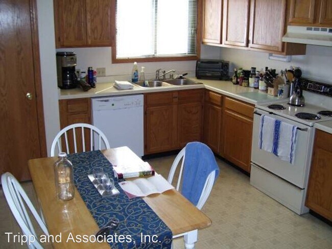 Foto del edificio - w239n5834-N5834-86 Maple Ave