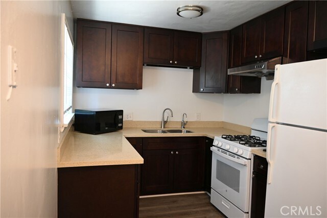 Building Photo - 5540 Pal Mal Ave