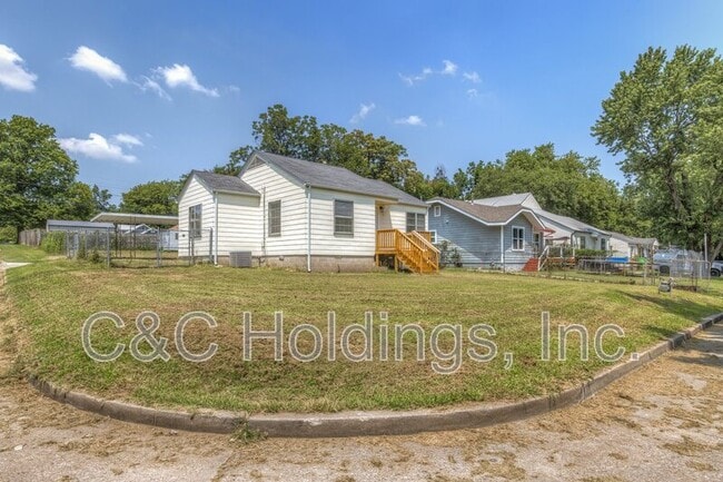 Building Photo - 60 S Urbana Ave