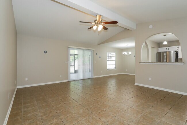 Foto del edificio - 7849 Springtime Ln