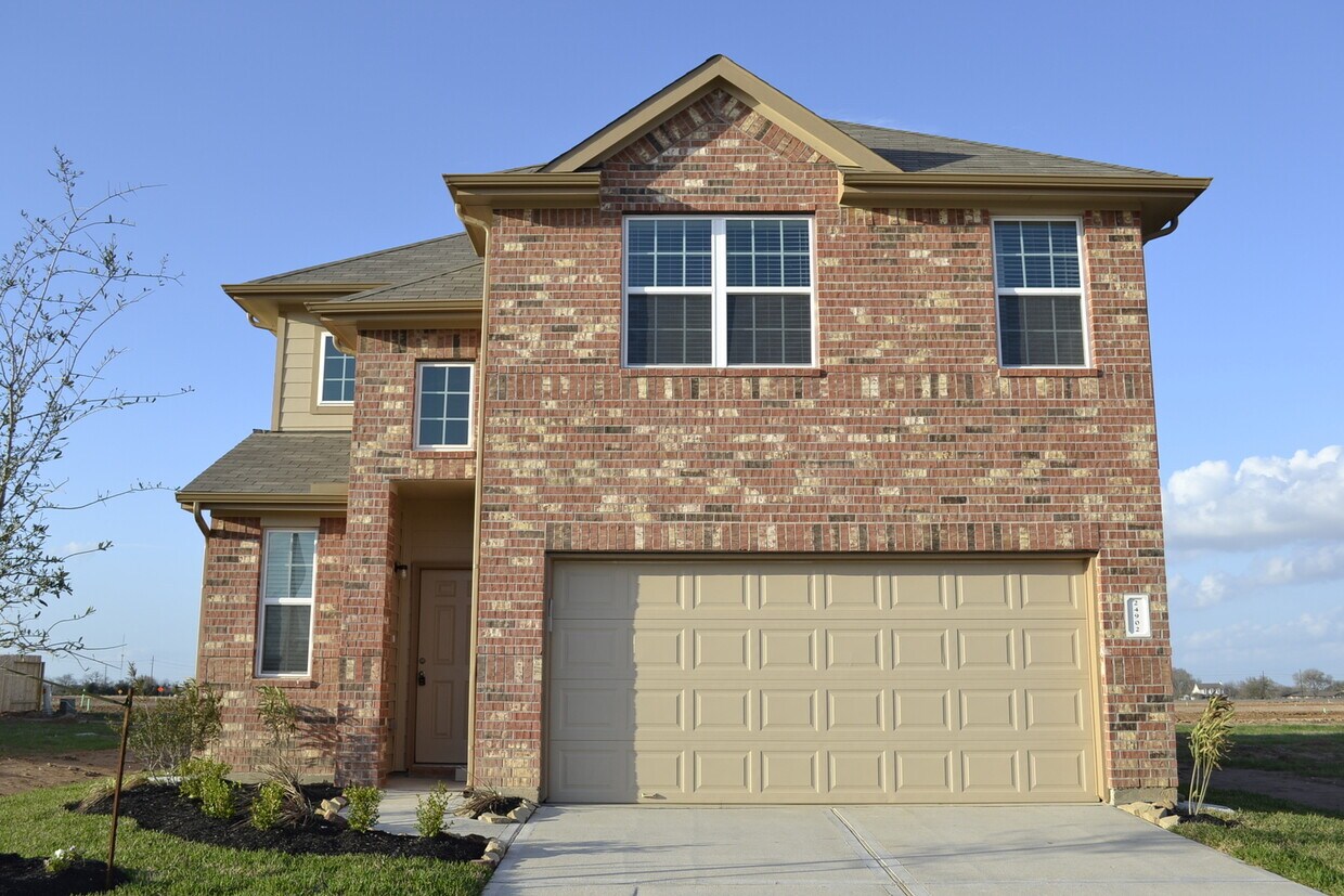 Primary Photo - 4 Bedrooms 2.5 Baths House for lease in Katy, Easy access to 99, I10.