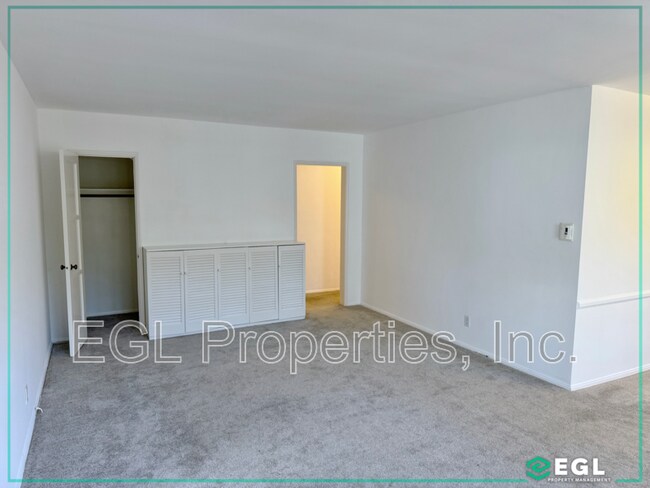 Foto del edificio - 12216 Sunset Blvd