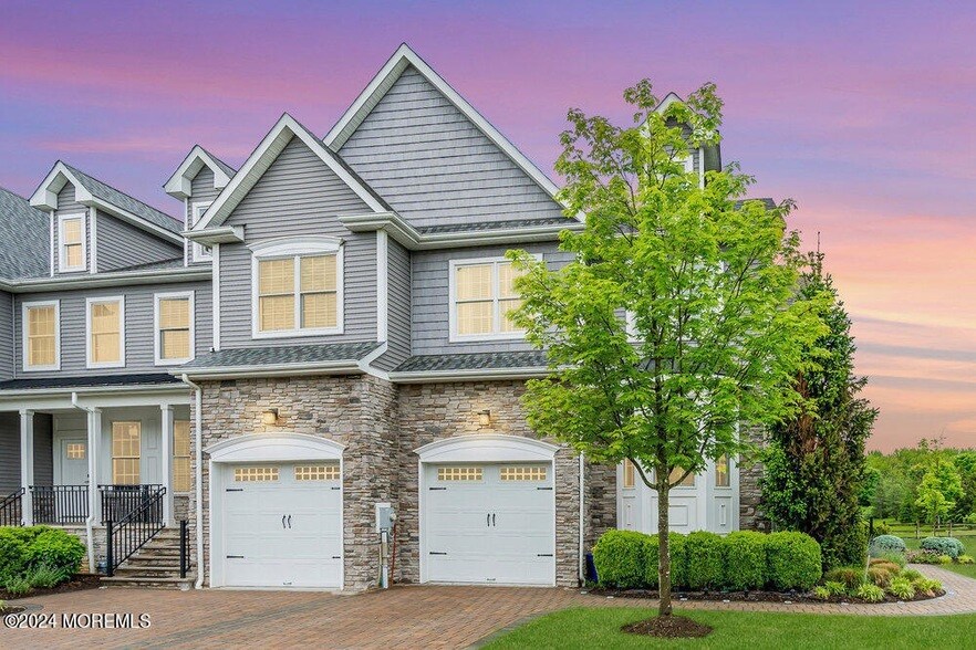 Foto principal - 47 Mccormick Avenue North
