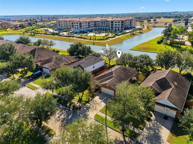 Foto del edificio - 2733 Domenico Ln