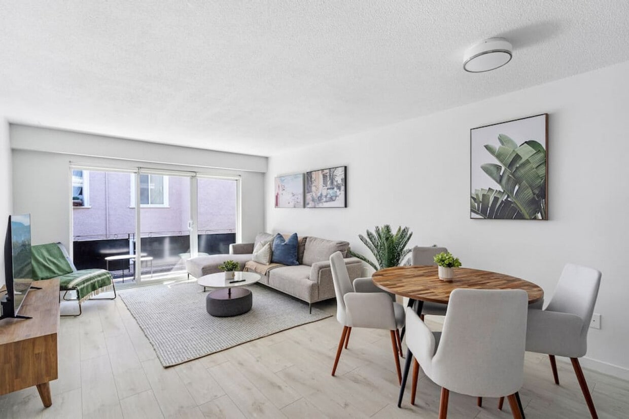 Photo principale - 1550 W 11th Ave