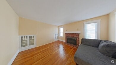 Building Photo - 5 Calumet St