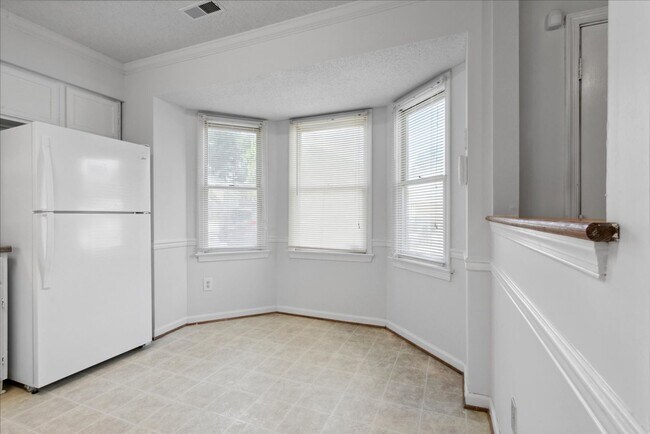 Building Photo - Magruder Estates