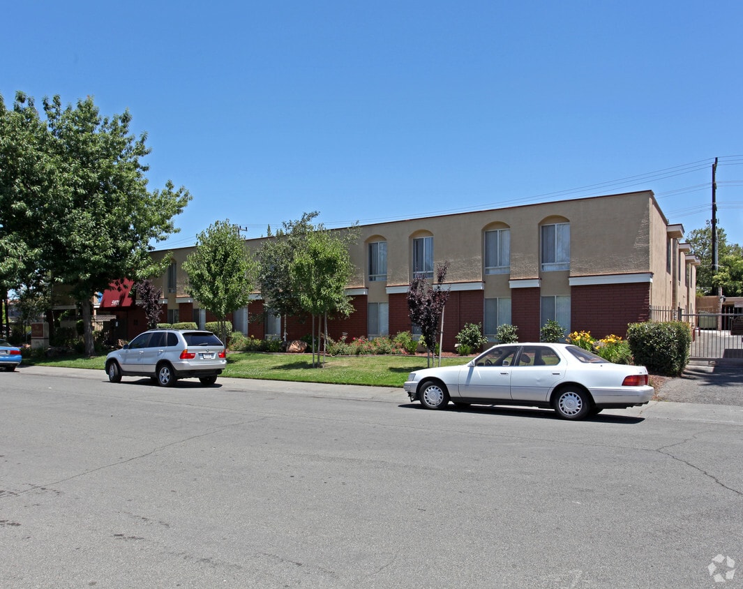 Foto principal - The Courtyard Apartments