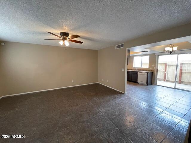 Foto del edificio - 10411 N 11th Ave