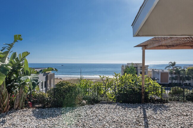 Foto del edificio - 22609 Pacific Coast Hwy