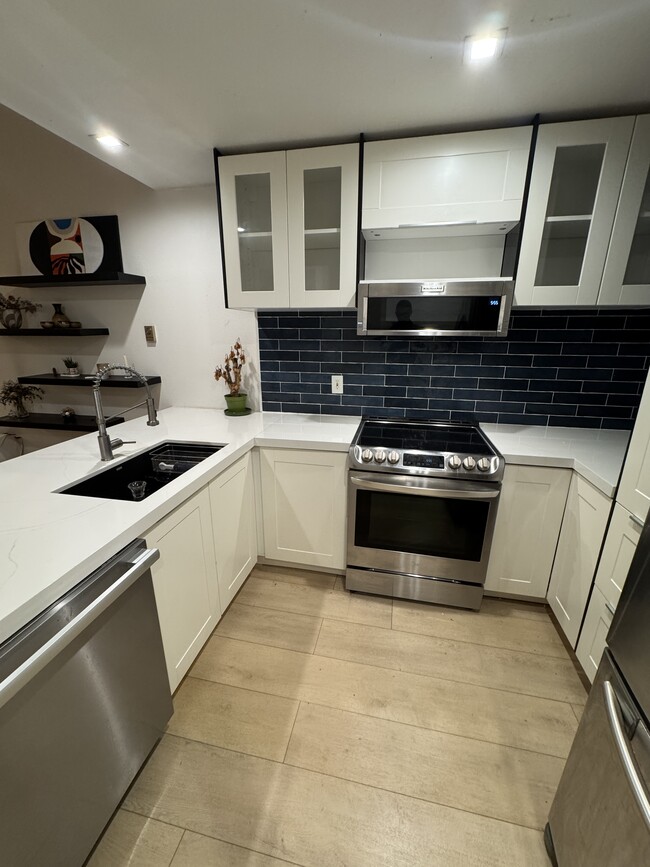 Building Photo - 4060 Huerfano Ave