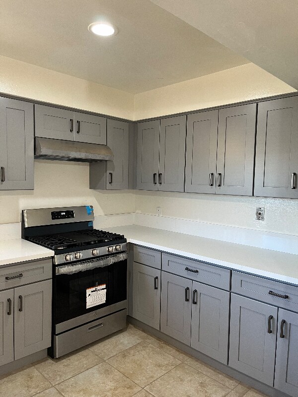 Building Photo - 10771 S Magnolia Ave