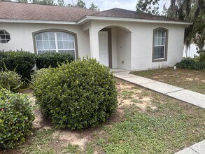 Building Photo - 13240 SW 73rd Ave