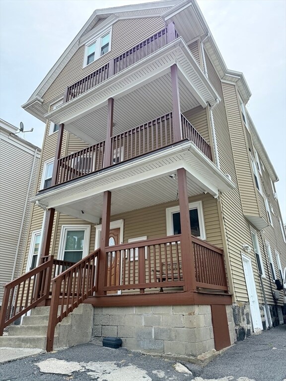 Primary Photo - 33 Lithgow St