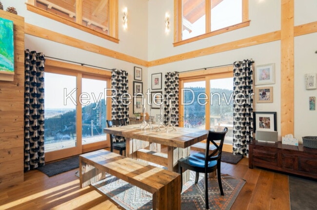 Building Photo - 9567 Ute Dr