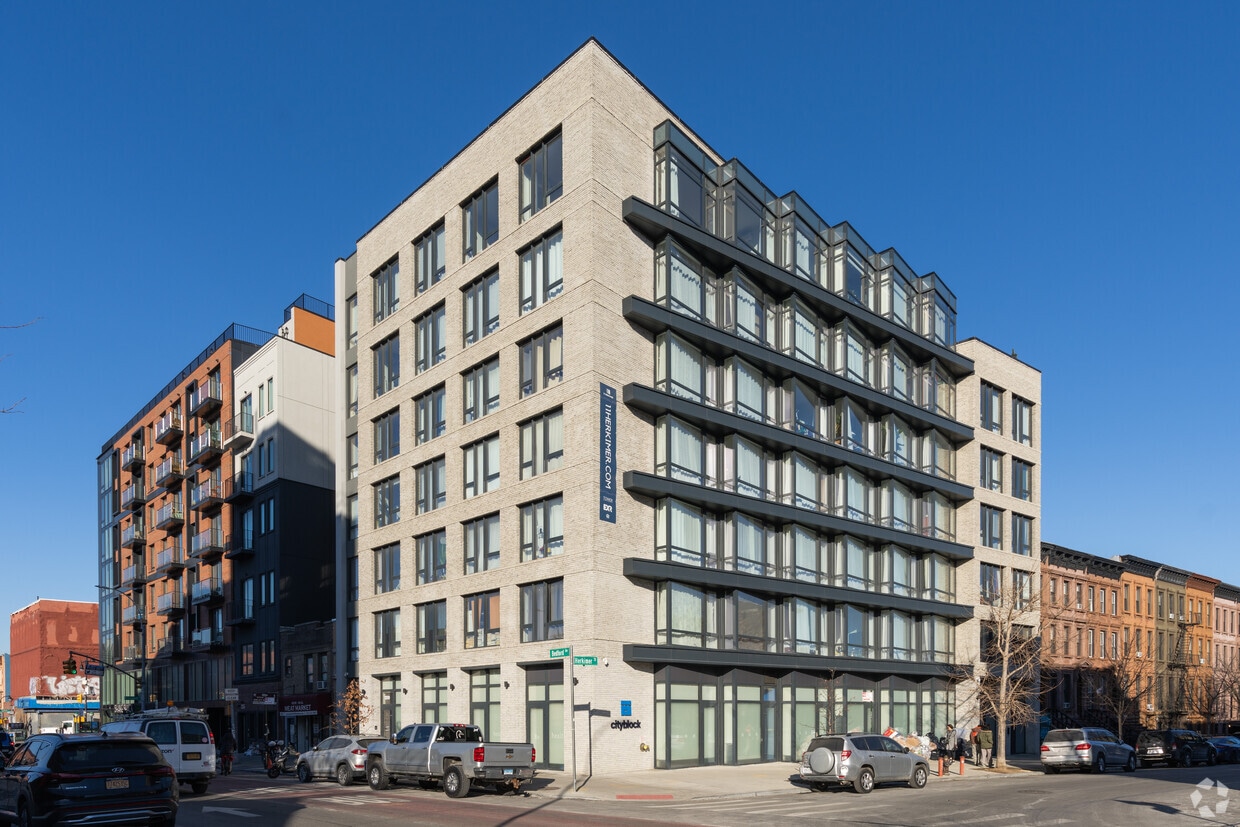 Primary Photo - 1259 Bedford Ave