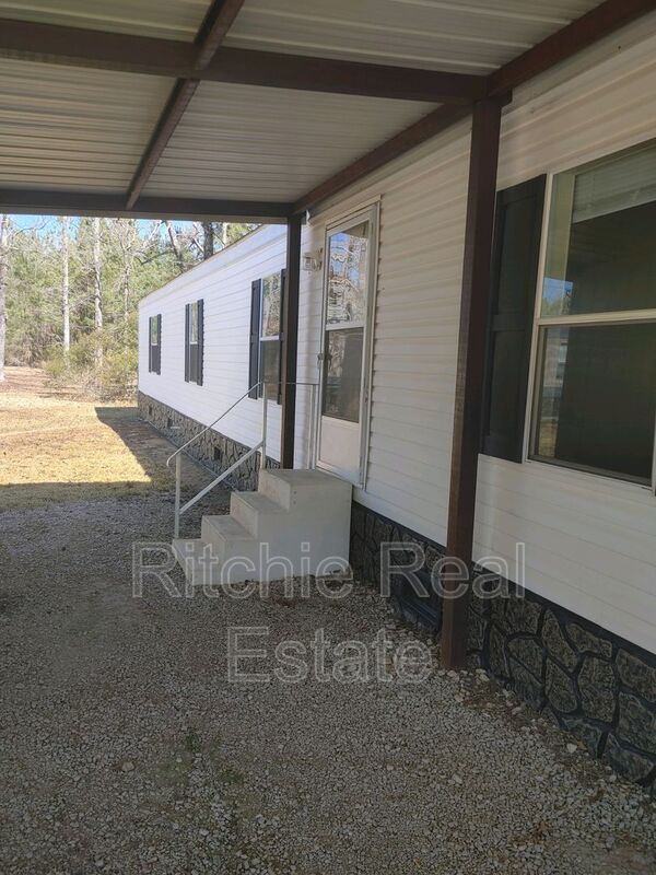 Primary Photo - 21459 Hwy 167